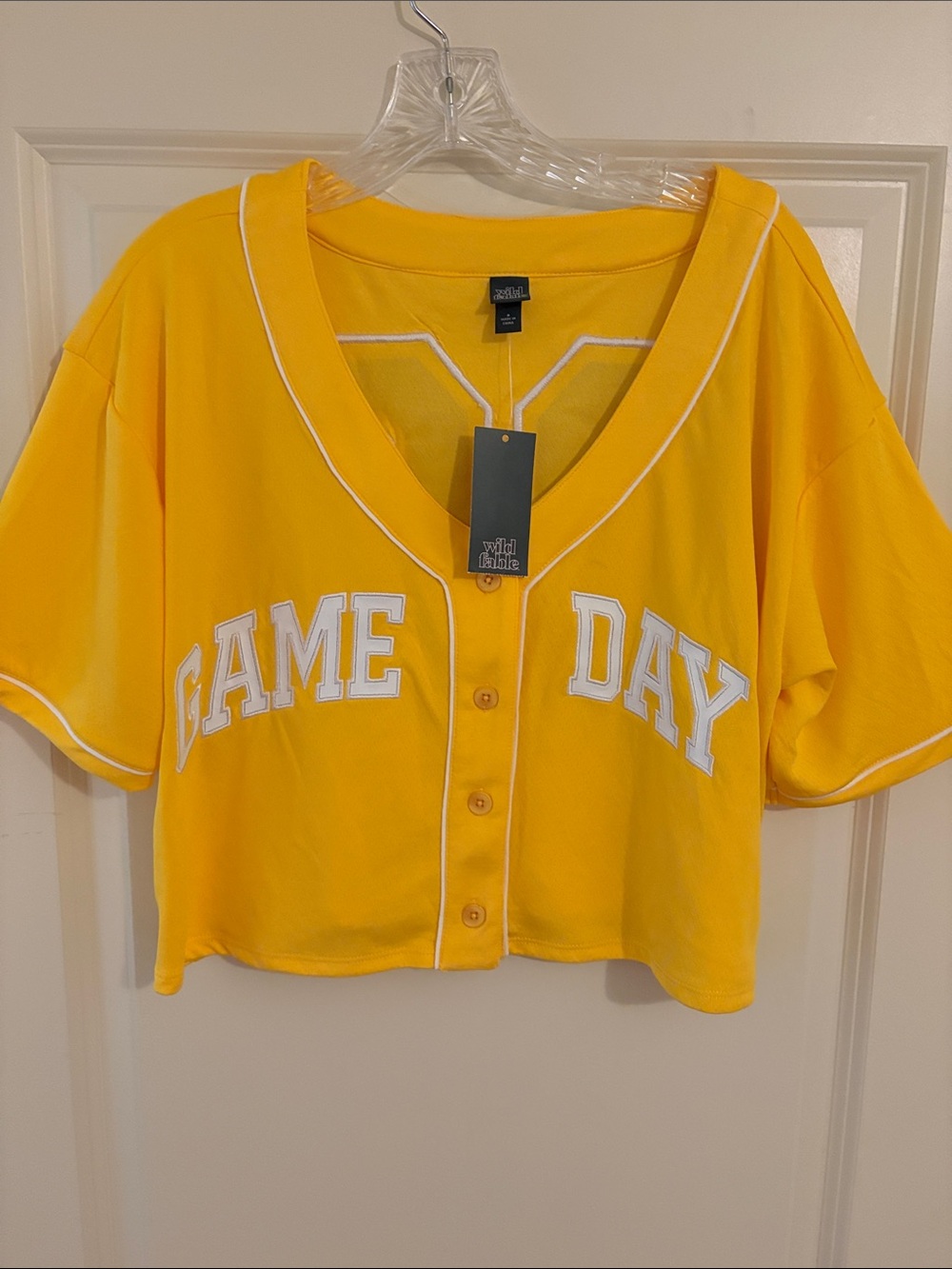 NWT Women’s Wild Fable Game Day Cropped Elbow Sleeve V-Neck Athletic Top Size Sm